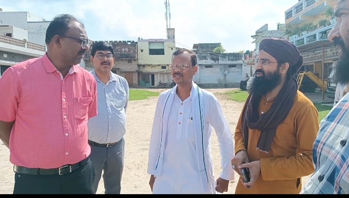 शाहजहांपुर। नगर आयुक्त ने ईद मिलादुन्नबी पर जुलूस निकालने वाले मार्गों का किया निरीक्षण, सम्बंधितों को दिये निर्देश