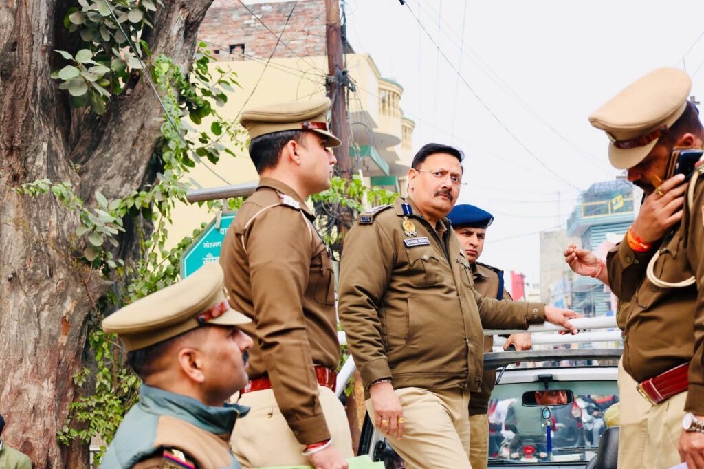बड़े लाट साहब जुलूस से पहले एसपी ने किया मार्ग निरीक्षण, सुरक्षा और यातायात व्यवस्था पर दिए सख्त निर्देश