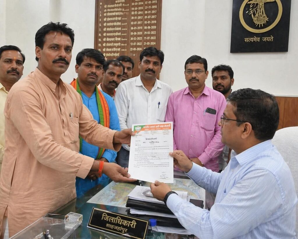 गेहूं क्रय केंद्रों की अव्यवस्था पर उठी आवाज, डीएम से कार्रवाई की मांग